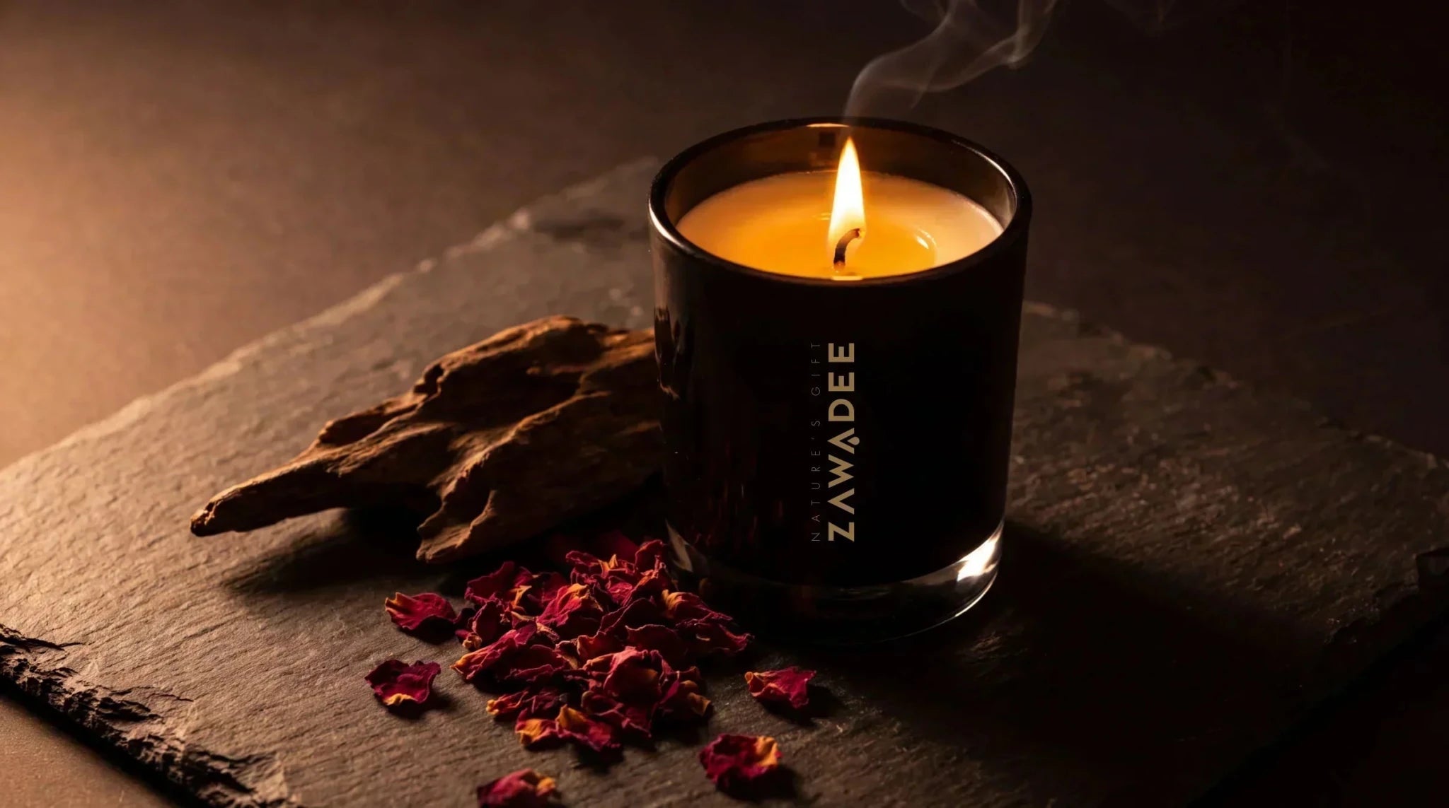 What Is Oud? A Guide to Living With the World's Most Luxurious Scent - Zawadee